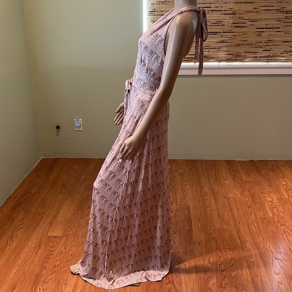 Faith Maxi Dress With Wings And Swords Print Ties At Neck Size L - Picture 6 of 8